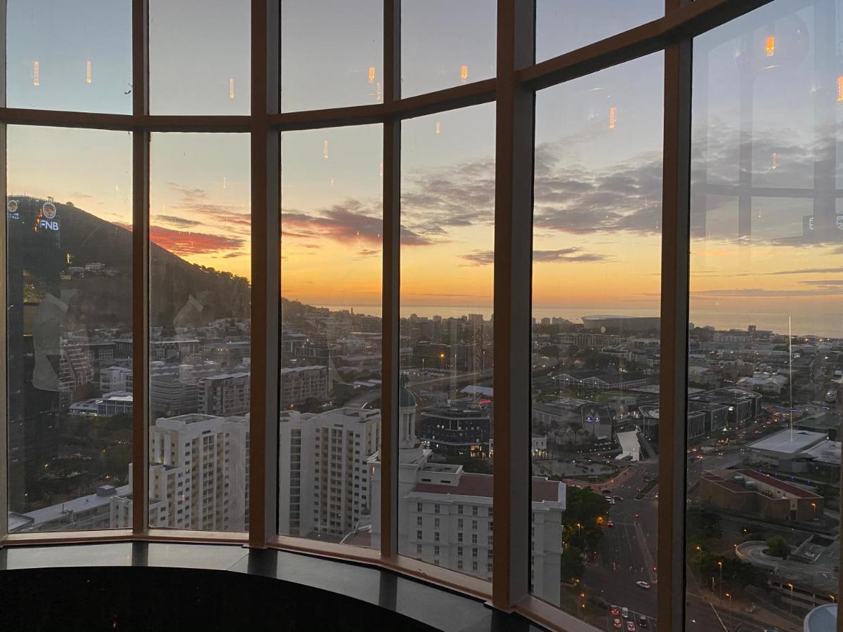 Sky Hotel 4*