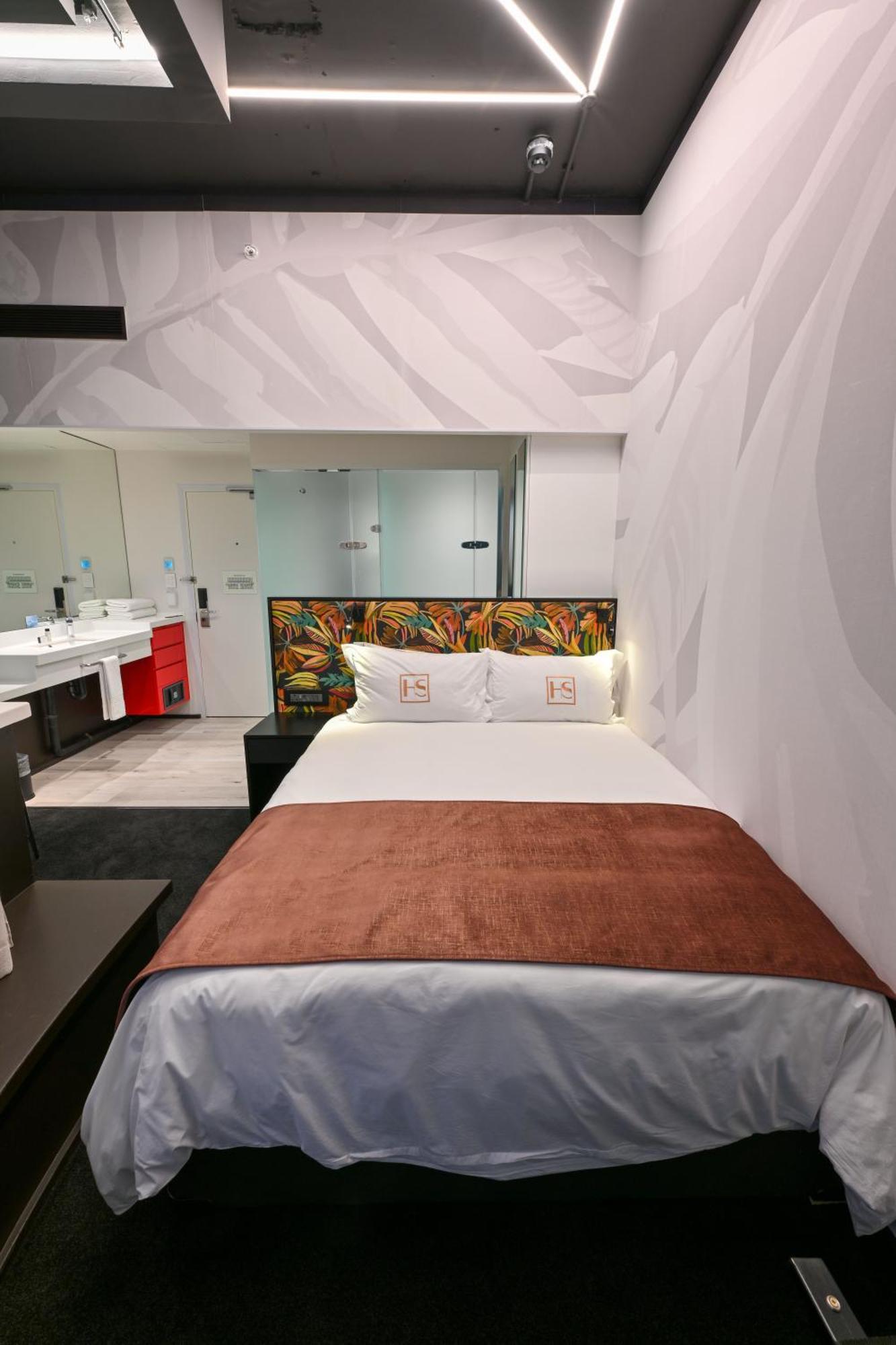 Hotel Sky Cape Town