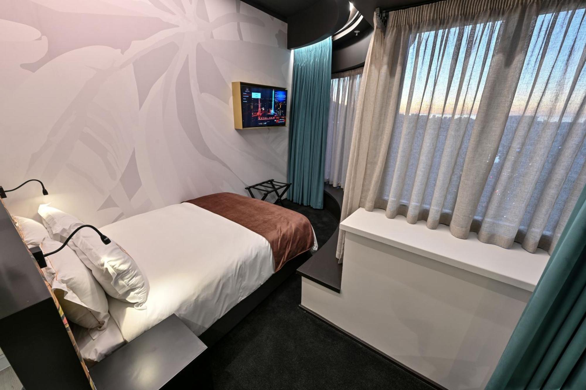 Hotel Sky 4*